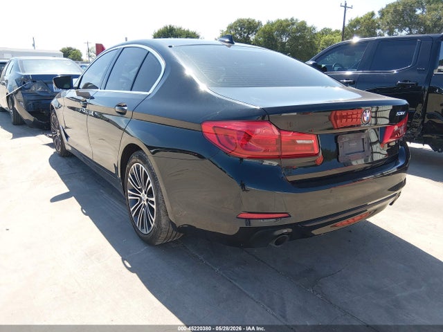 2019 BMW 530I 3