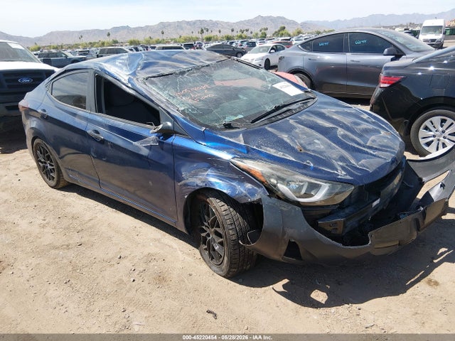 2016 HYUNDAI ELANTRA SE