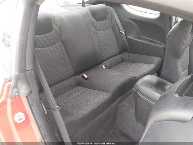 صورة 8 لـ 2010 Hyundai GENESIS 2.0T PREMIUM
