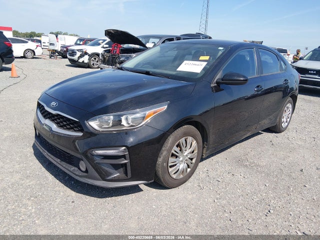 2021 KIA FORTE FE 照片 2