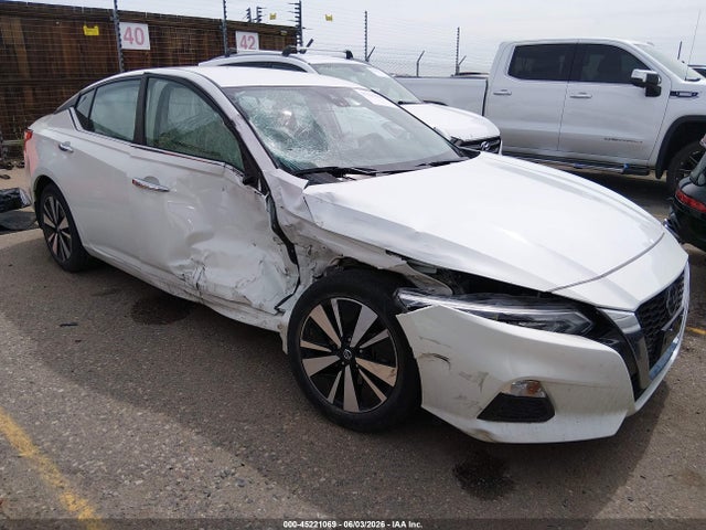 2022 NISSAN ALTIMA SV FWD