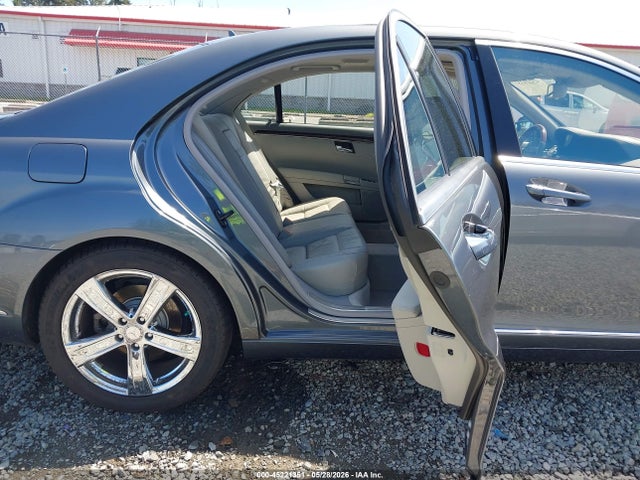 2010 Mercedes-BENZ S 550 照片 8