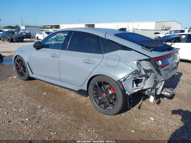 صورة 3 لـ 2024 Honda CIVIC TYPE R