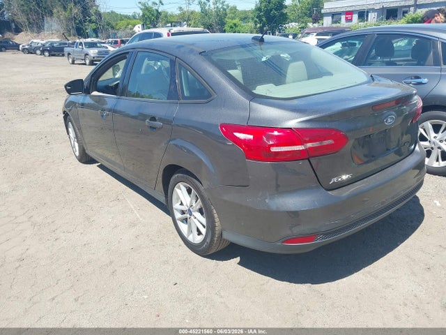صورة 3 لـ 2017 FORD FOCUS SE