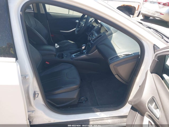 FORD FOCUS TITANIUM - 5