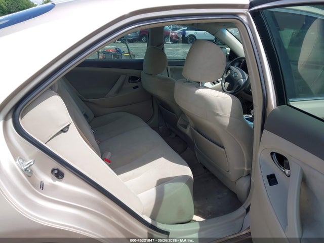 2007 Toyota CAMRY LE photo 8