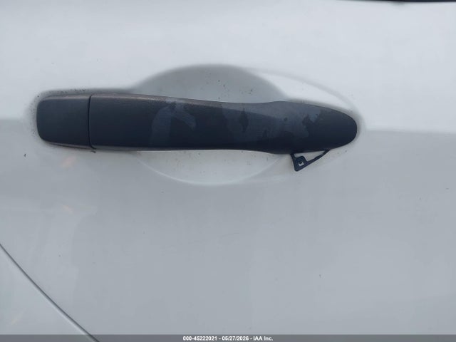 2023 Nissan VERSA 1.6 S XTRONIC CVT 缩略图 18