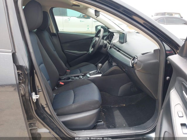2019 Toyota YARIS LE 照片 5