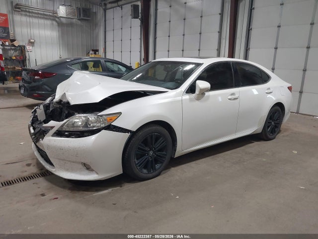 صورة مصغرة 14 لـ 2014 Lexus ES 350