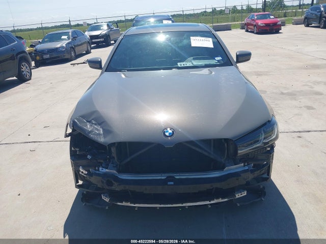 صورة مصغرة 12 لـ 2021 BMW 530I