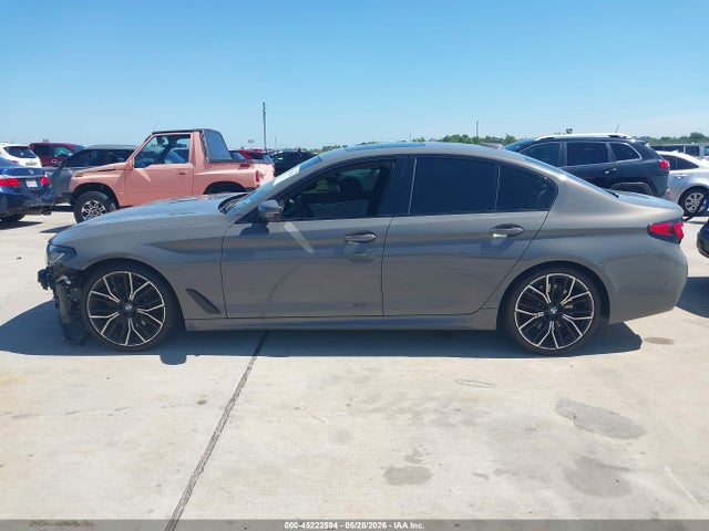 صورة مصغرة 14 لـ 2021 BMW 530I
