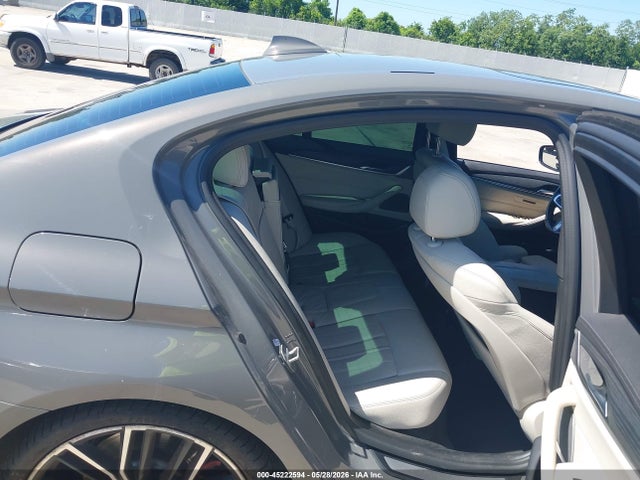 2021 BMW 530I 照片 8