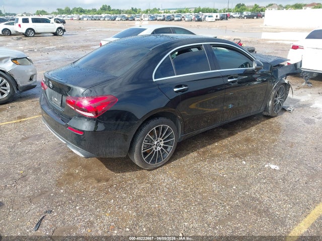 2020 Mercedes-BENZ A 220 photo 4