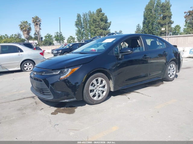 2023 Toyota COROLLA LE photo 2
