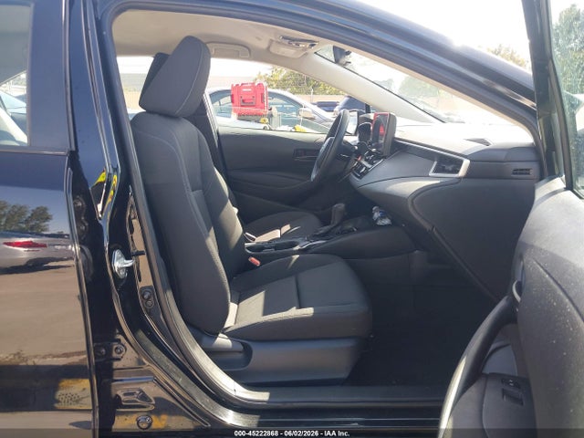 2023 Toyota COROLLA LE photo 5