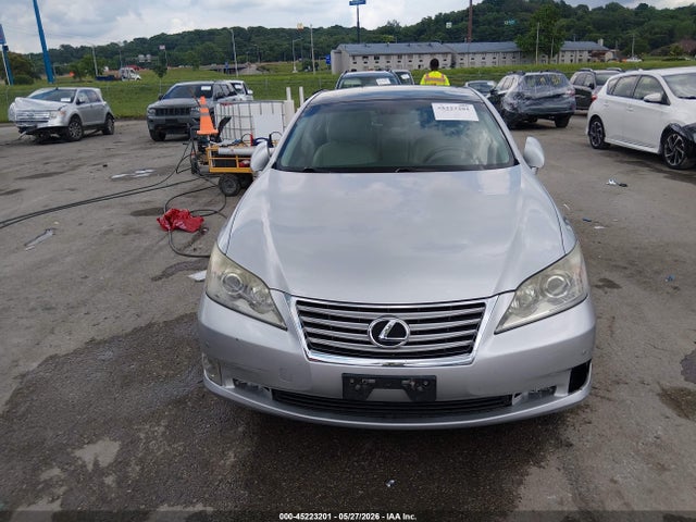 صورة مصغرة 12 لـ 2011 Lexus ES 350