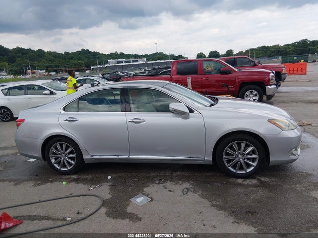 صورة مصغرة 13 لـ 2011 Lexus ES 350
