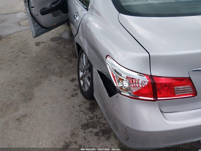 صورة مصغرة 17 لـ 2011 Lexus ES 350