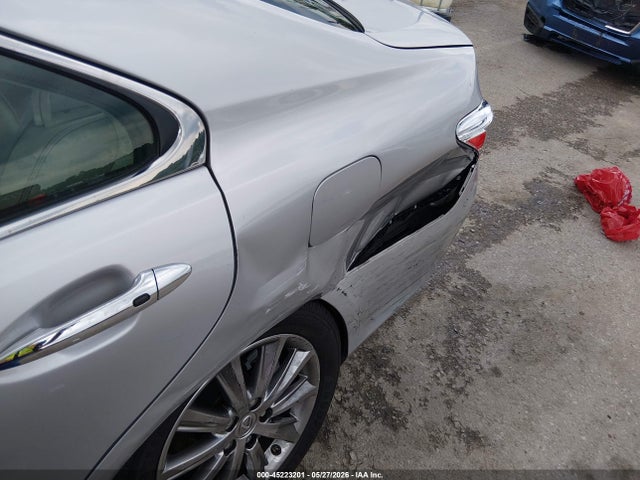 صورة مصغرة 19 لـ 2011 Lexus ES 350