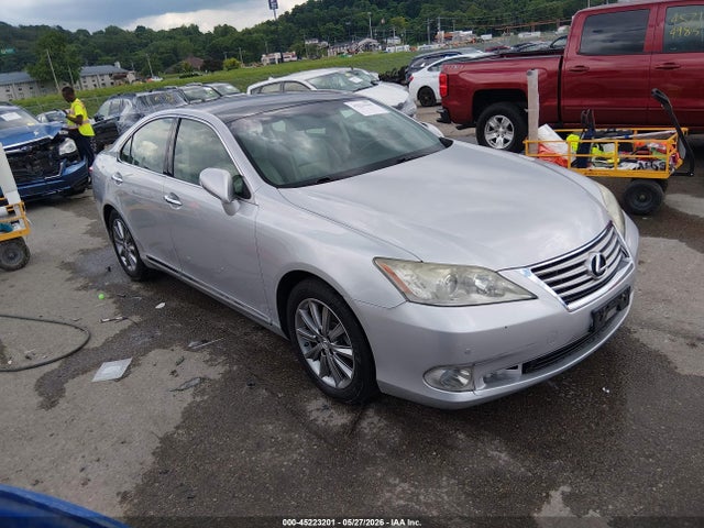2011 Lexus ES 350 — фото 1
