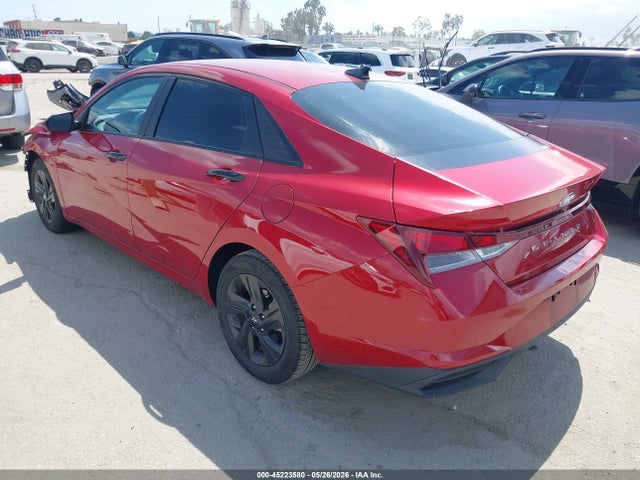 صورة 3 لـ 2021 Hyundai ELANTRA SEL