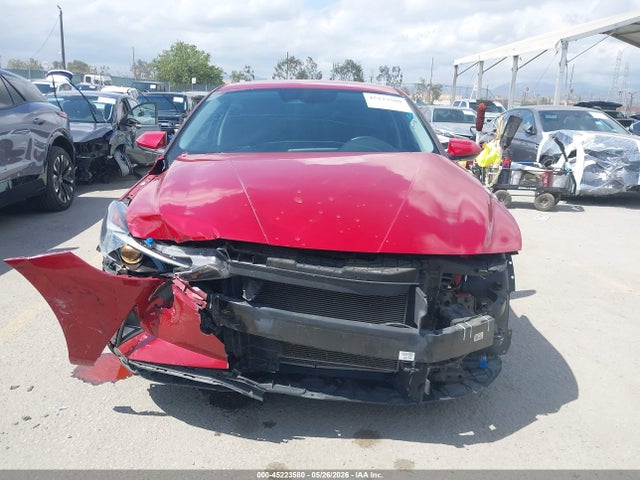 صورة 6 لـ 2021 Hyundai ELANTRA SEL