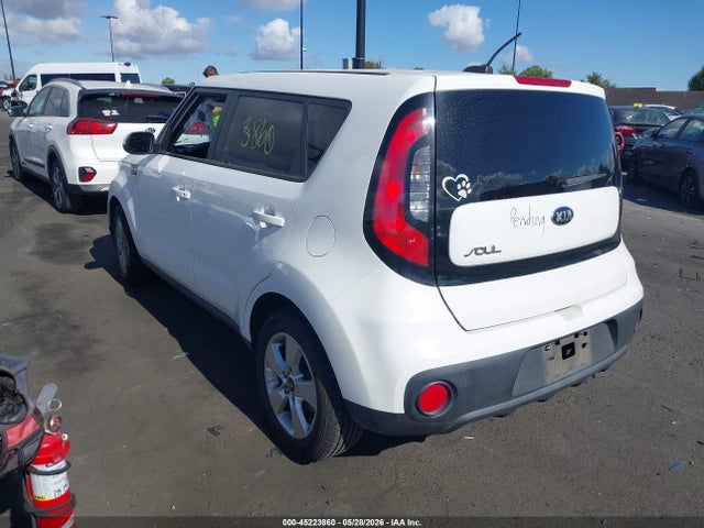 2017 KIA SOUL photo 3