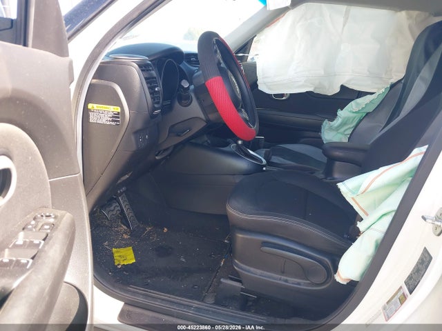 2017 KIA SOUL photo 5