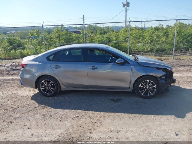 2024 KIA FORTE LXS — миниатюра 14
