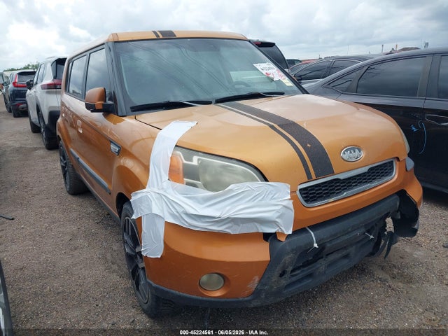 2010 KIA SOUL +