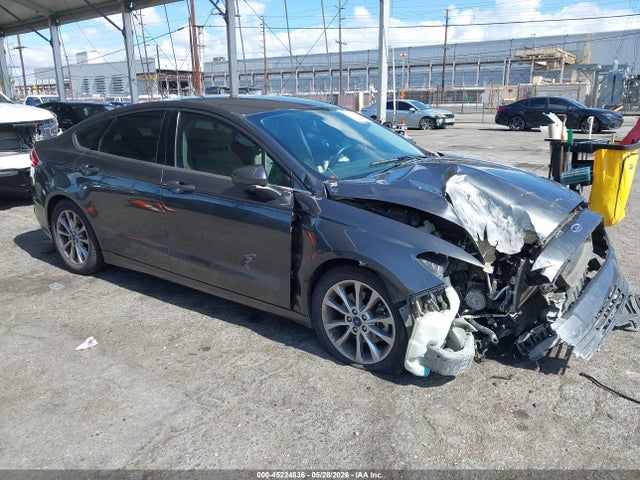 صورة 1 لـ 2017 FORD FUSION SE