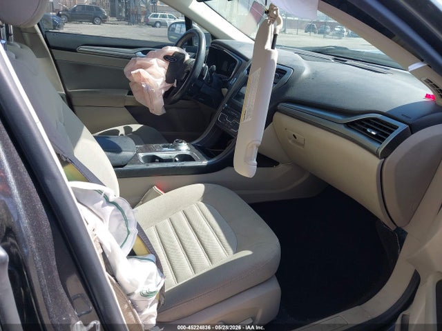 صورة 5 لـ 2017 FORD FUSION SE