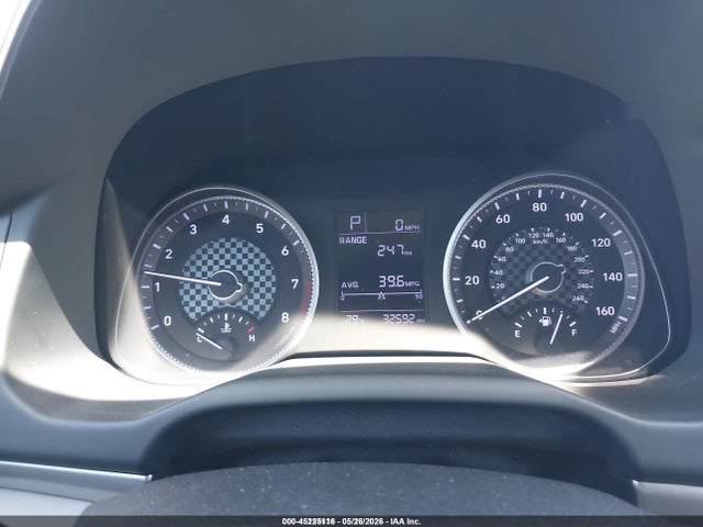 صورة 7 لـ 2019 Hyundai ELANTRA SE