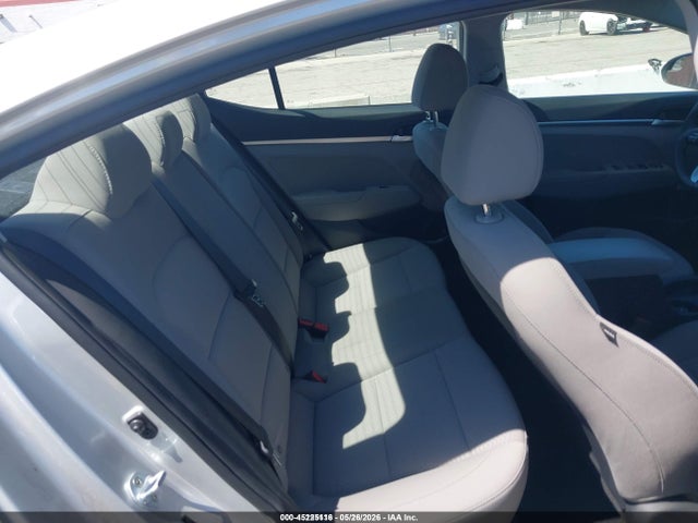 صورة 8 لـ 2019 Hyundai ELANTRA SE