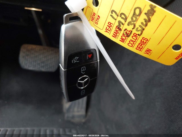 2017 Mercedes-BENZ E 300 4MATIC 照片 11