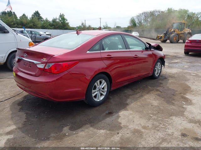 صورة 4 لـ 2013 Hyundai SONATA GLS