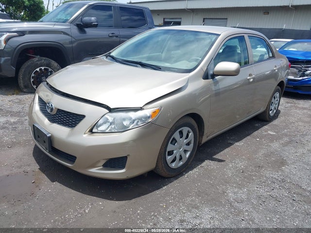 2010 Toyota COROLLA LE 照片 2