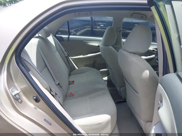 2010 Toyota COROLLA LE 照片 8