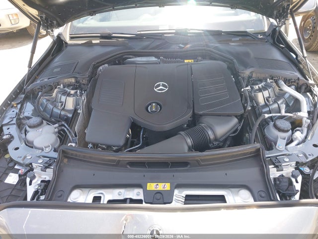 صورة 10 لـ 2024 Mercedes-BENZ C 300