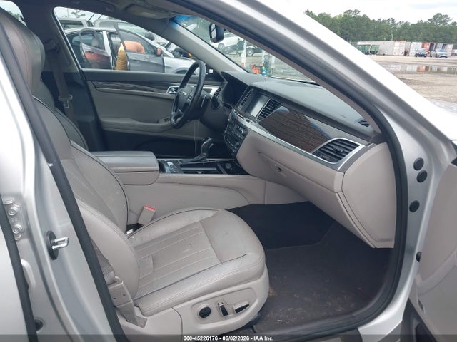 صورة 5 لـ 2015 Hyundai GENESIS 3.8