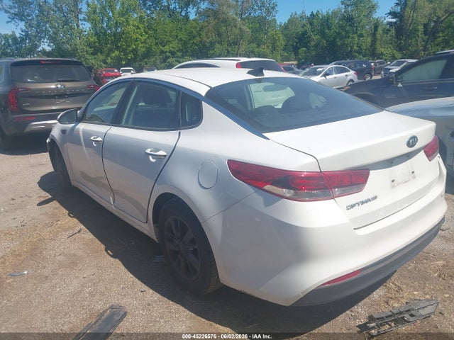 2016 KIA OPTIMA LX — фото 3