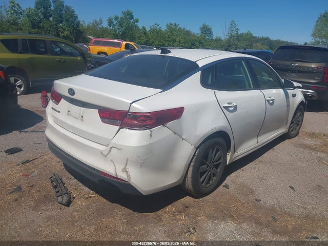 2016 KIA OPTIMA LX — фото 4