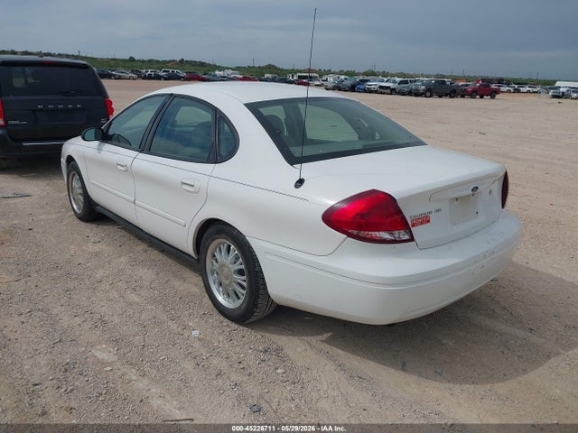 FORD TAURUS SE - 3