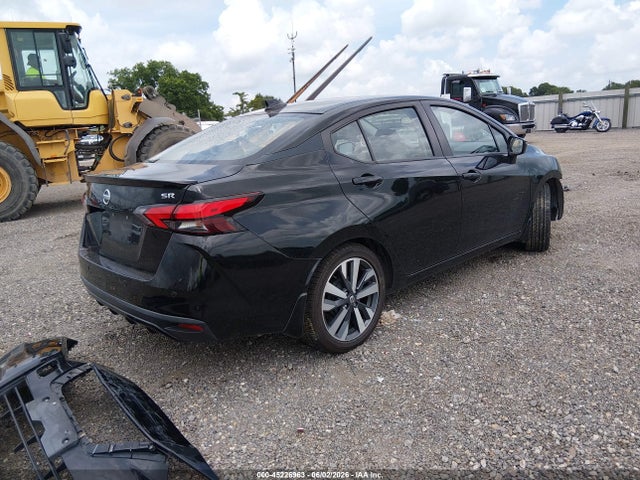 2020 Nissan VERSA SR XTRONIC CVT 照片 4