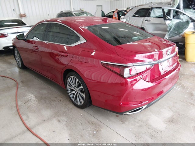 صورة 3 لـ 2020 Lexus ES 350
