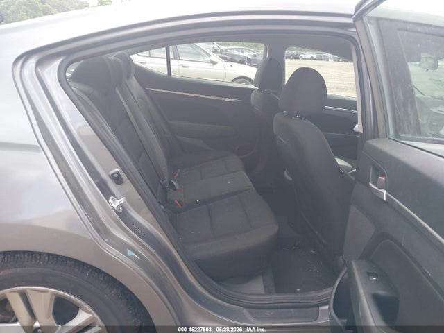 صورة 8 لـ 2019 Hyundai ELANTRA SEL