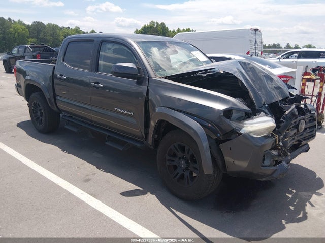 2018 Toyota TACOMA SR5 V6 — фото 1
