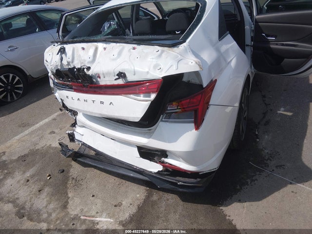 2022 Hyundai ELANTRA SEL 照片 6