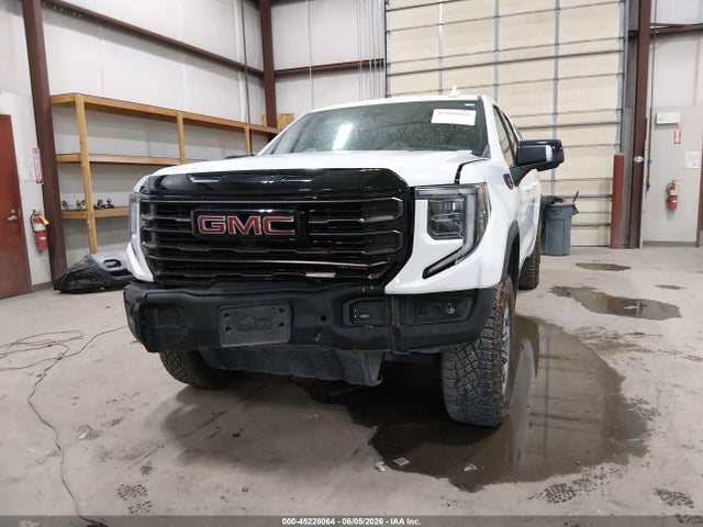2025 GMC SIERRA 1500 4WD SHORT BOX AT4X — фото 6