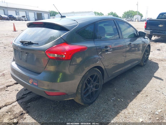 صورة 4 لـ 2016 FORD FOCUS SE
